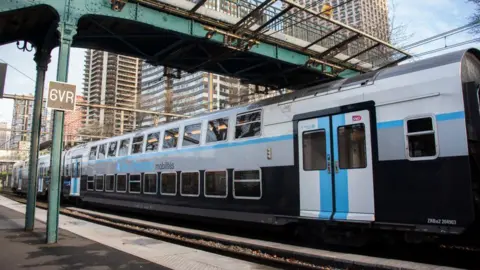 Suspect Arrested Following Viral Video of Rape Attempt on Paris Train