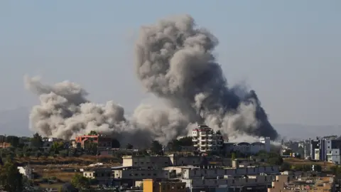 Israeli Strikes Kill Over Ten in Lebanon Less Than a Day After Ceasefire