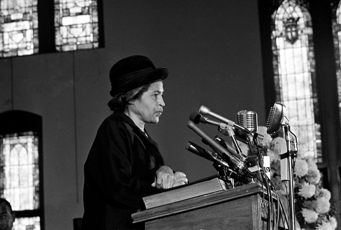Historic Statues of Rosa Parks and Helen Keller Unveiled at Alabama Capitol