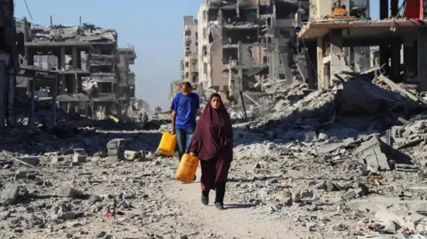 UN Appeals for Increased Aid Access to Gaza Amid Hostage Crisis