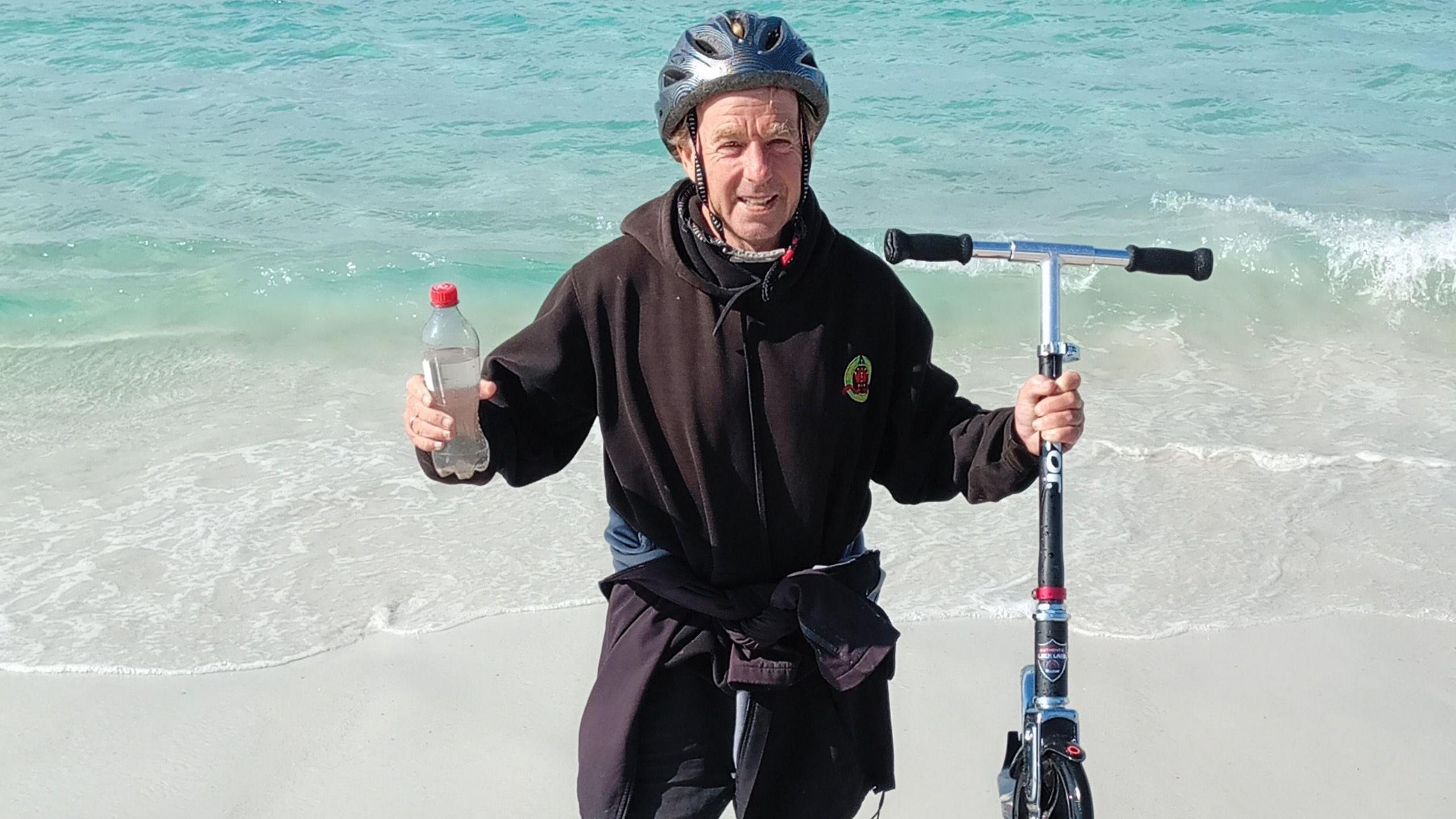 Scooter Saga: 57‑Year‑Old Man Traverses Coast‑to‑Coast Australia in 31 Days