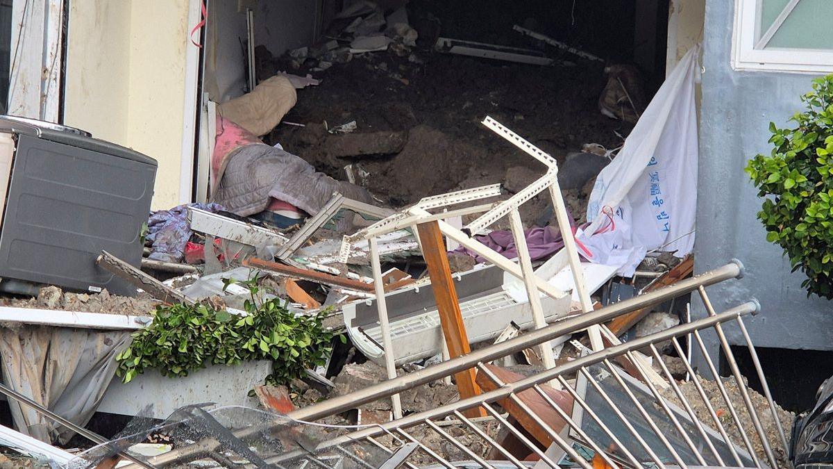 Landslide in South Korea Claims One Amid Record Monsoon Rains