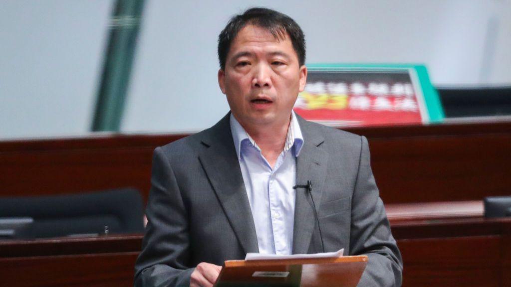 Democracy Fighter Wu Chi-wai Granted Six‑Month Stay in UK After Border Hurdles