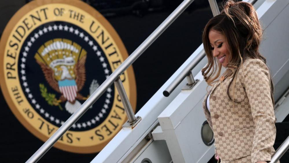 Nicki Minaj Lights Up Michigan Rally: A Star‑Studded Trump Show