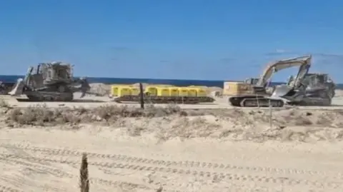 Navigating the Yellow Line: Netanyahu's Strategic Maneuvering in Gaza