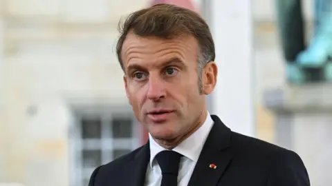 Macron's First PM Urges Early Presidential Elections Amid Political Turmoil