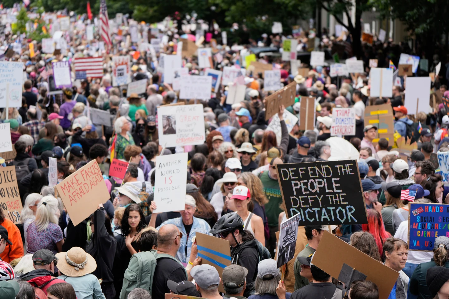 Nationwide Protests Against Trump: 'No Kings' Demonstrations in Response to Authoritarianism
