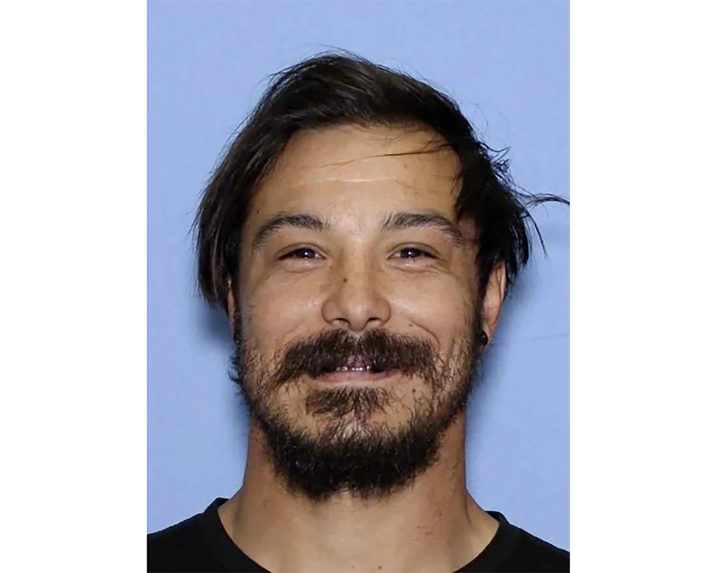 Remains Believed to Be Travis Decker Found in Washington Mountains