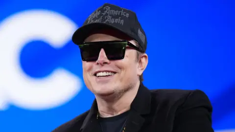 Elon Musk Achieves Historic Milestone as World’s First Half-Trillionaire