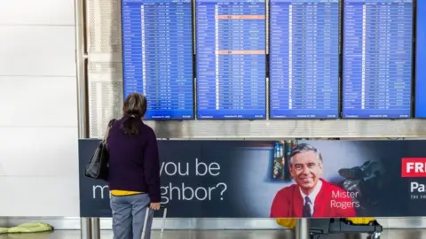 US Transportation Secretary Warns of Severe Flight Reductions Amid Ongoing Government Shutdown