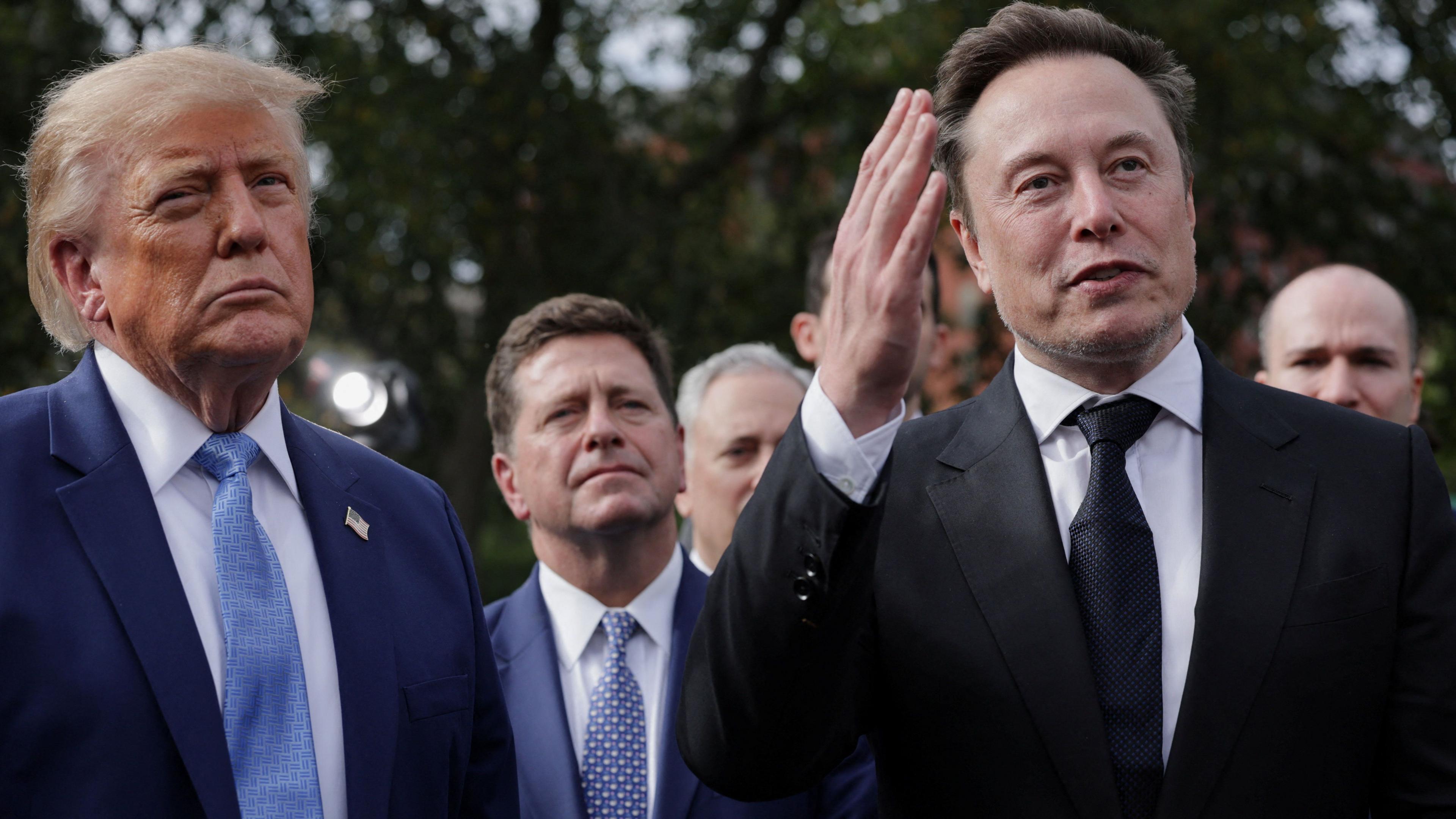 Trump’s AI Summit Rewrites Rules: Self‑Regulation Pact, Data‑Centre Boom and a New Name for Intelligence