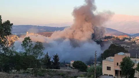 Escalation in Tensions: Israeli Airstrikes Target Hezbollah in Southern Lebanon