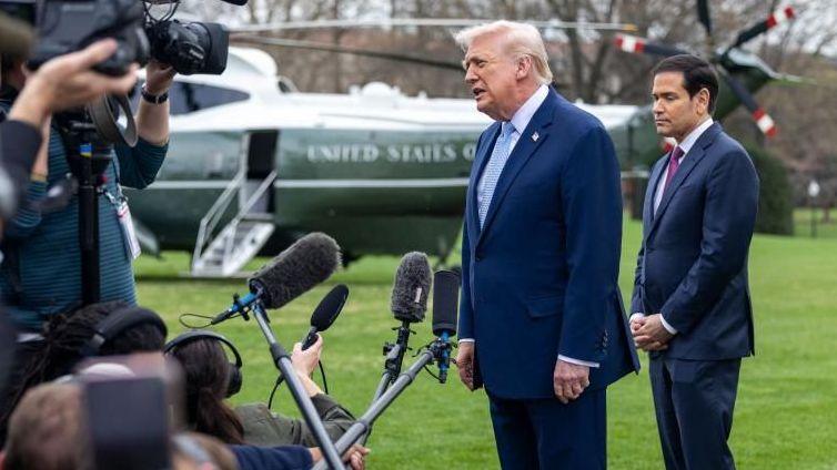 Justice Dept. Sues Trump‑Banned Media; Court Hears on Potential Lift