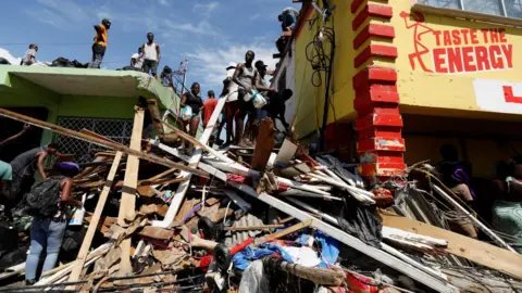 Hurricane Melissa Devastates Jamaica: Death Toll Rises and Aid Efforts Intensify