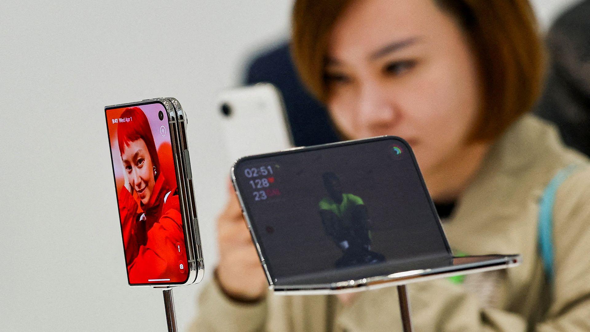 Apple Unveils First Foldable iPhone, Priced at £1,999 – A Bold Gamble