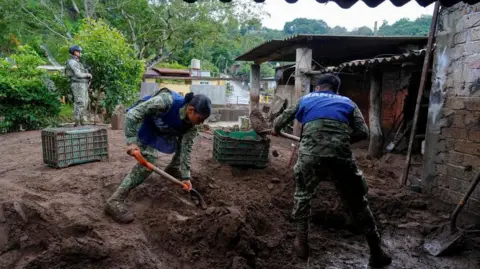 Urgent Rescue Operations Continue in Flood-Stricken Mexico