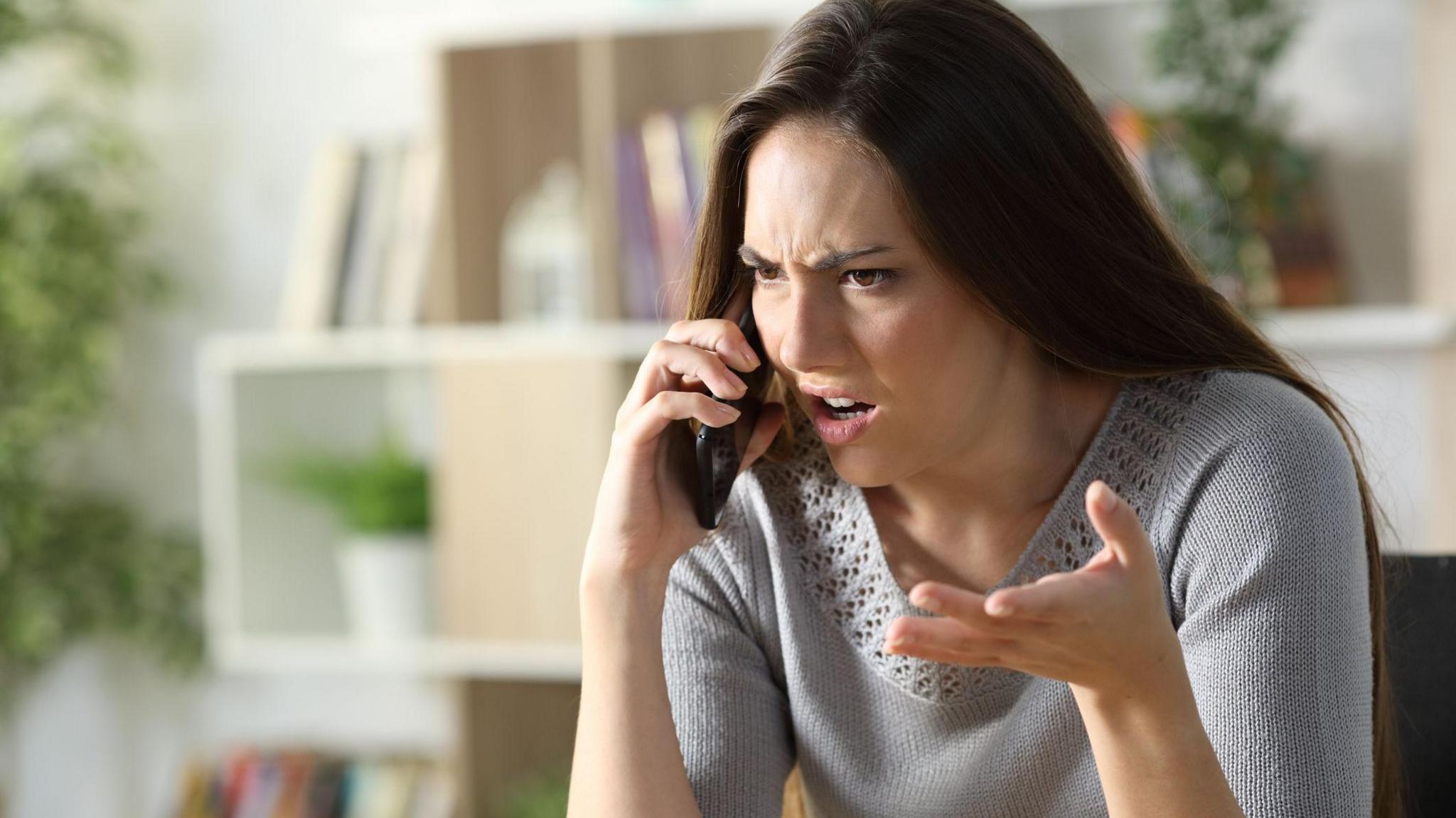 France Bans Unsolicited Telemarketing Calls, Sparks Industry Debate