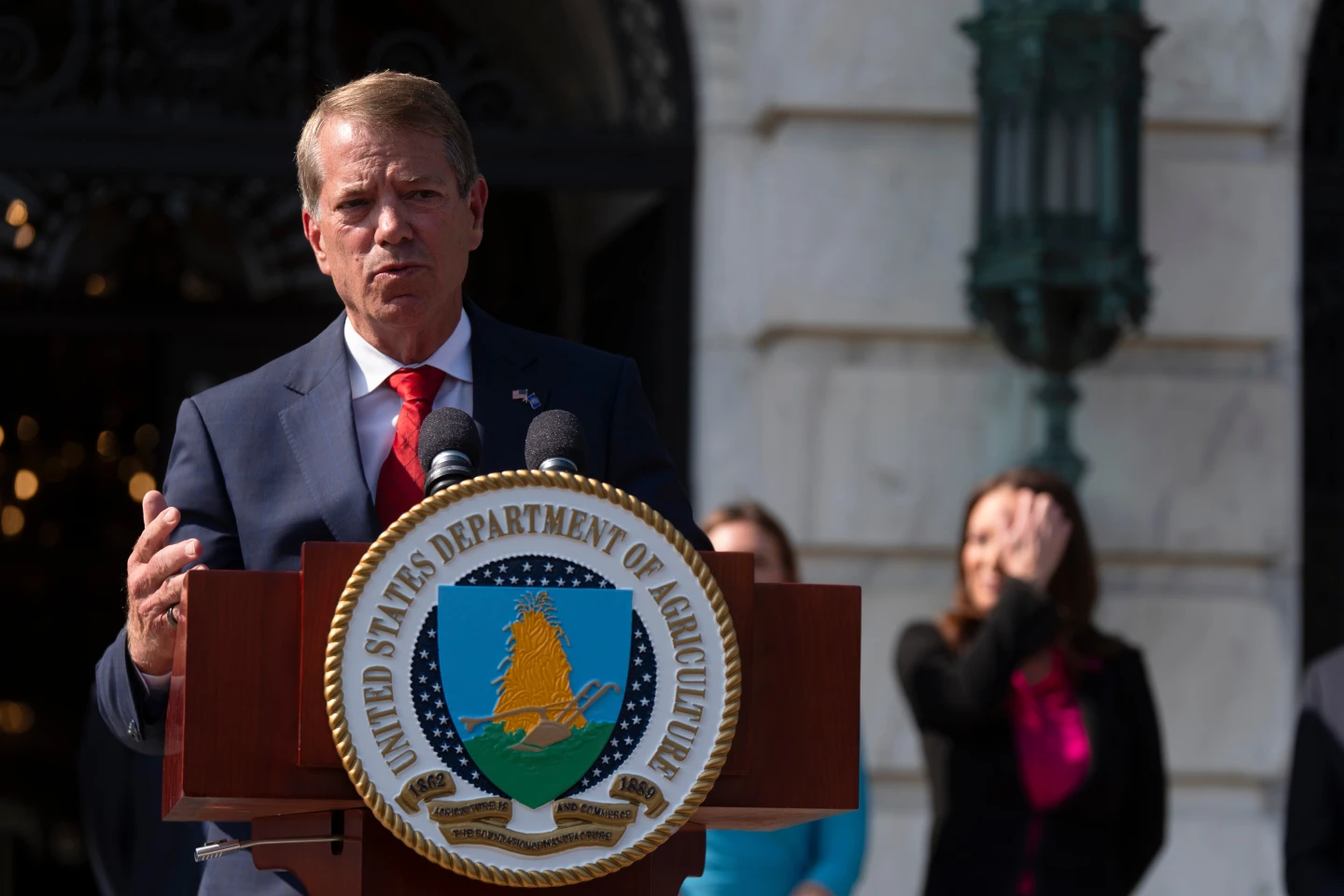 Nebraska's Redistricting Dilemma: GOP's Risky Play for 2026