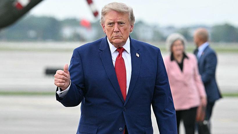 US Debt Over $40 Trillion Threatens Economic Stability