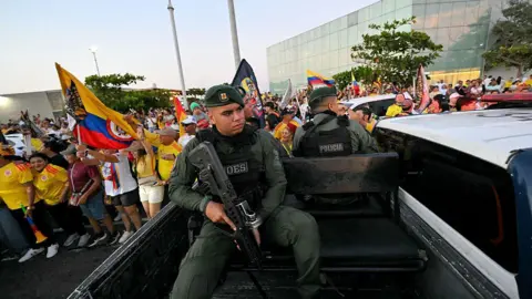 Violence Probes the Heart of Colombia’s Presidential Race