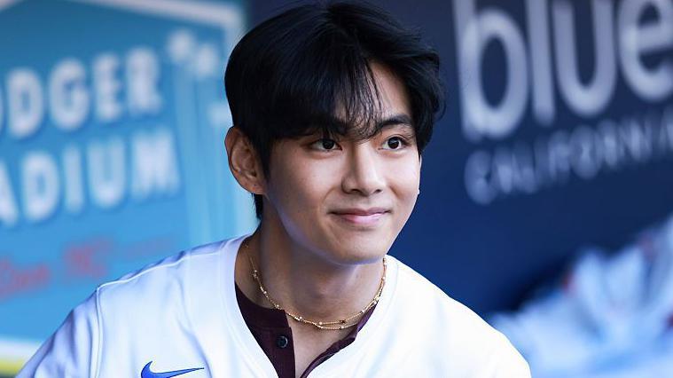 BTS V Opens Up About Two-Year Hearing Loss