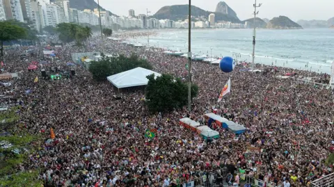 Massive Protests Erupt in Brazil Against Potential Bolsonaro Amnesty