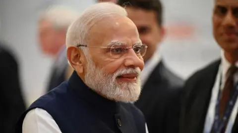 India Challenges Trump's Assertion on Ending Russian Oil Imports
