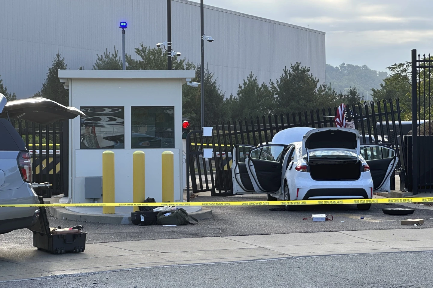 Man Rams FBI Security Gate with Car, Claims it was a Statement