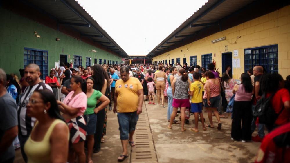 Tight Finish as Brazil’s Polls Close
