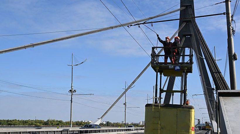 Kyiv Bridge Assault Continues as German Chancellor Emphasises Support