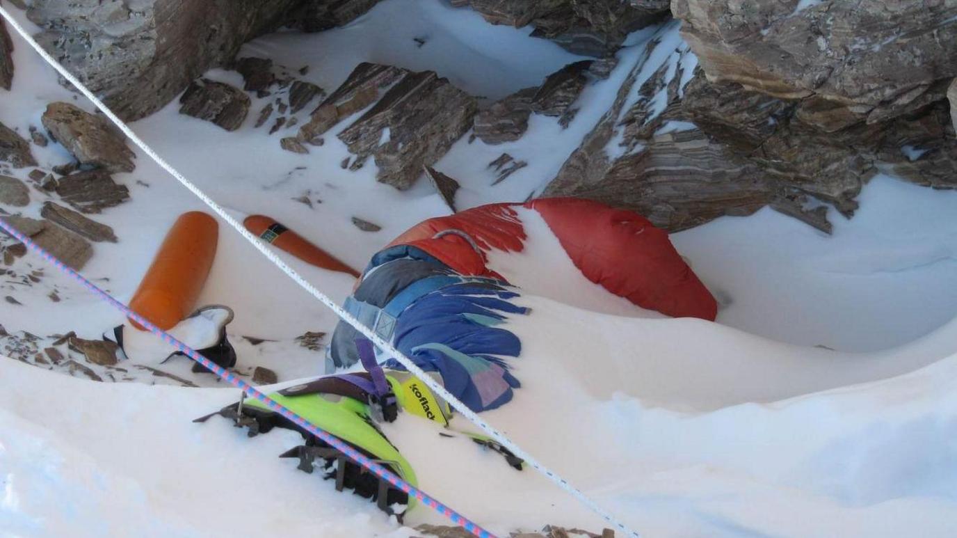 After 30 Years, 'Green Boots' on Everest May Return Home – A Virtual Field Report