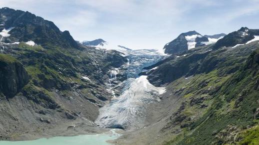 Cold Truths Unearthed: 34‑Year‑Old Hikers Are Found as Swiss Glacier Shrinks