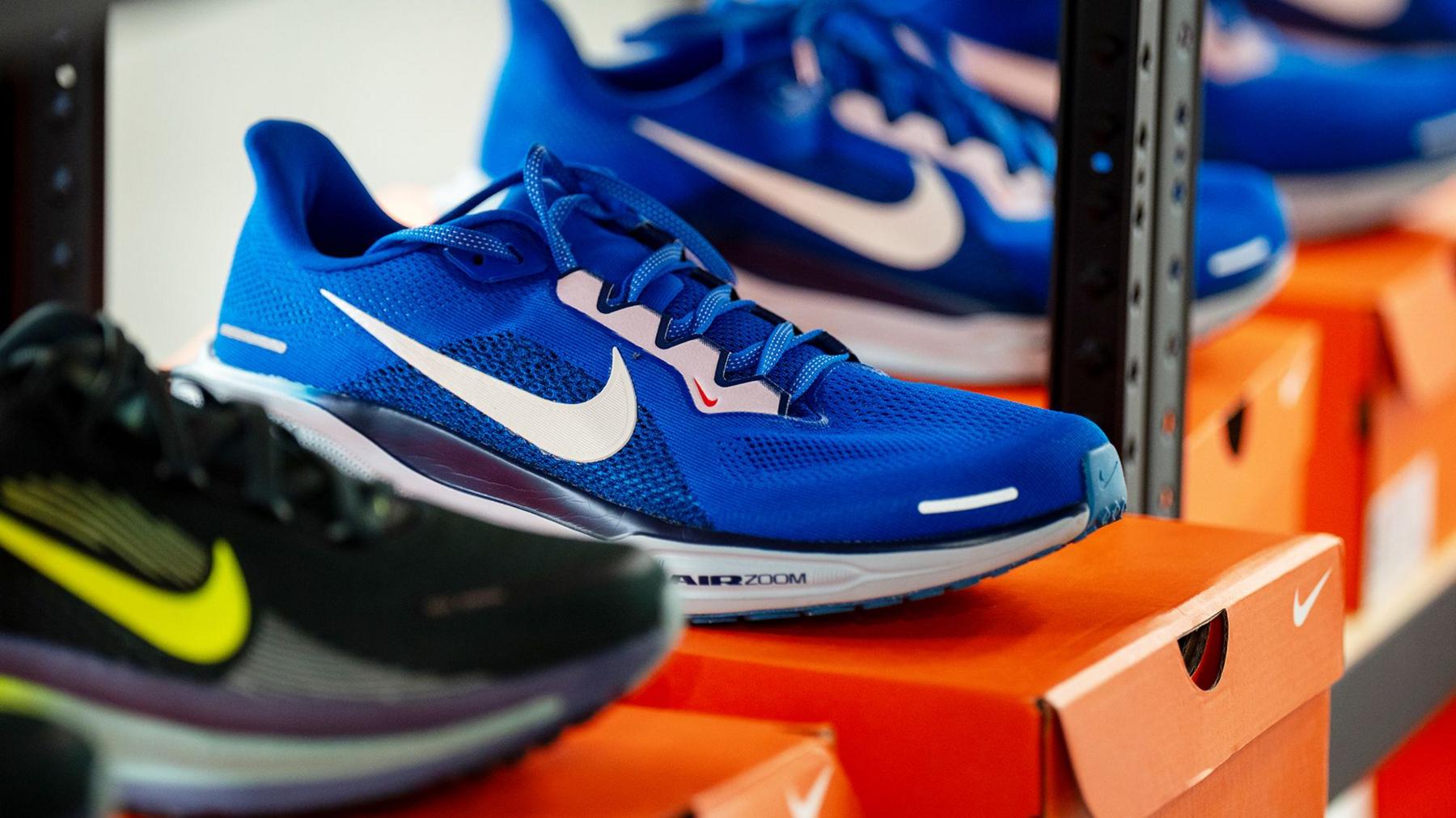 Nike’s Drift: How Missteps And Market Shifts Are Cooling The Brand’s Burning Halo