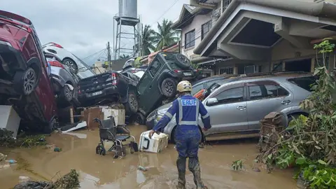 Tragedy Strikes: Typhoon Kalmaegi Devastates the Philippines