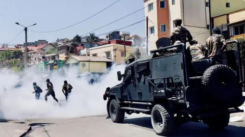Madagascar President Dissolves Government Amid Youth Protests