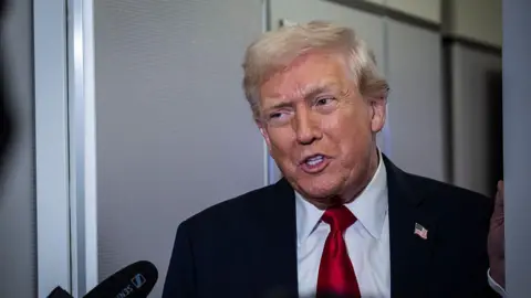 Trump Stands by Envoy Witkoff Amid Controversial Leak of Russia Negotiations