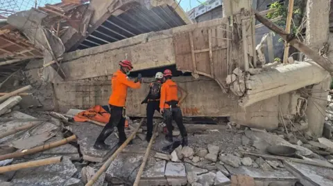 Tragedy Strikes as Death Toll from Indonesia School Collapse Reaches 54
