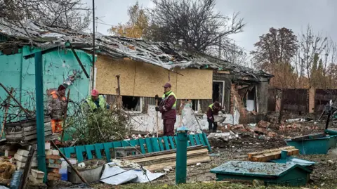 Trump's Struggle for an Impactful Peace: Gaza vs. Ukraine