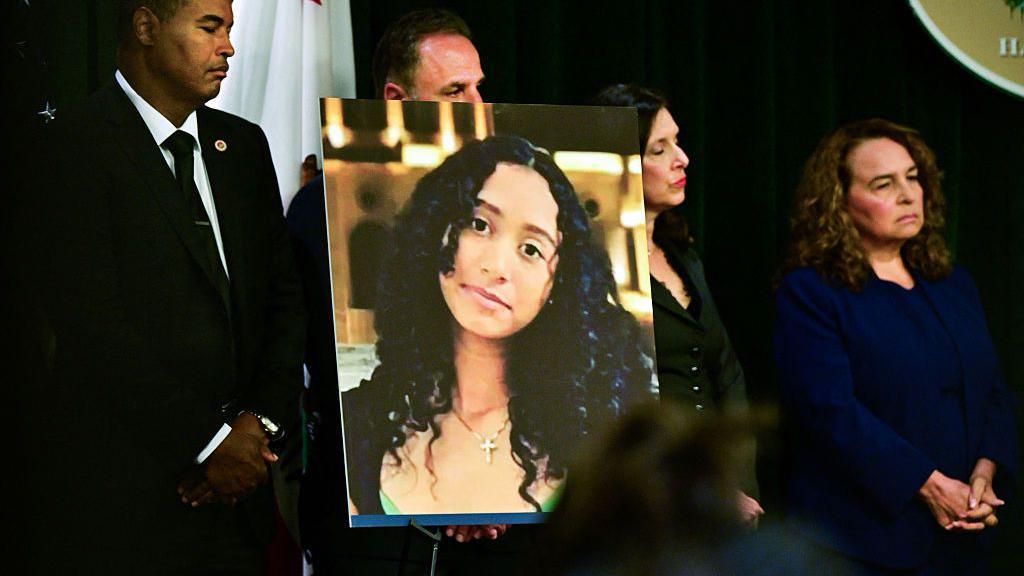 Teen Victim’s Texts Reveal Pregnancy, Abortion in D4vd Murder Case