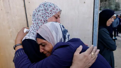Escalating Violence Challenges Fragile Israel-Hamas Ceasefire