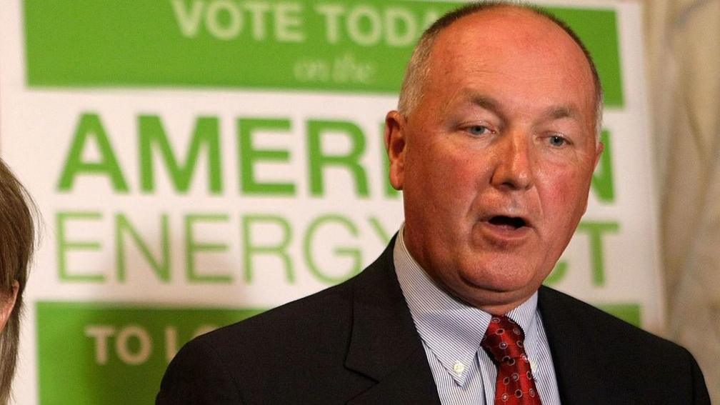 Canadian Petition Demands Recall of US Ambassador Pete Hoekstra Amid Trade Row