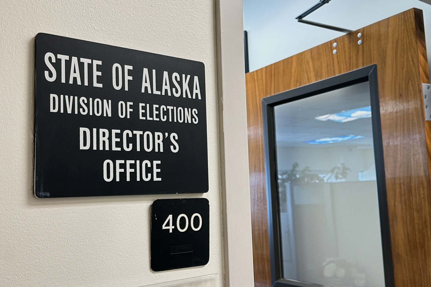 Alaska's Mail-In Voting at Risk: Supreme Court Weighs In on Late Ballots