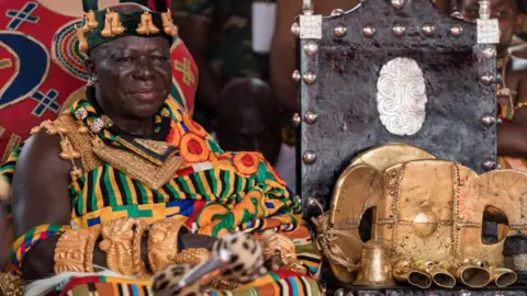 A Royal Welcome: Asante King Receives Cultural Treasures from Abroad