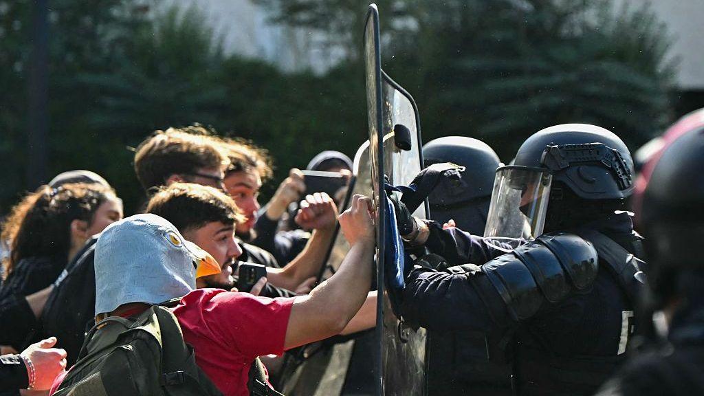 Student Protests Ripple the French Government into Cold Sweats