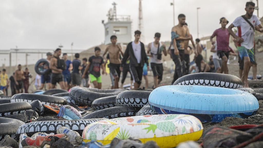 Instagram Scammers Are Turning Ceuta Into a Hub for Pay‑Per‑Cross Journeys