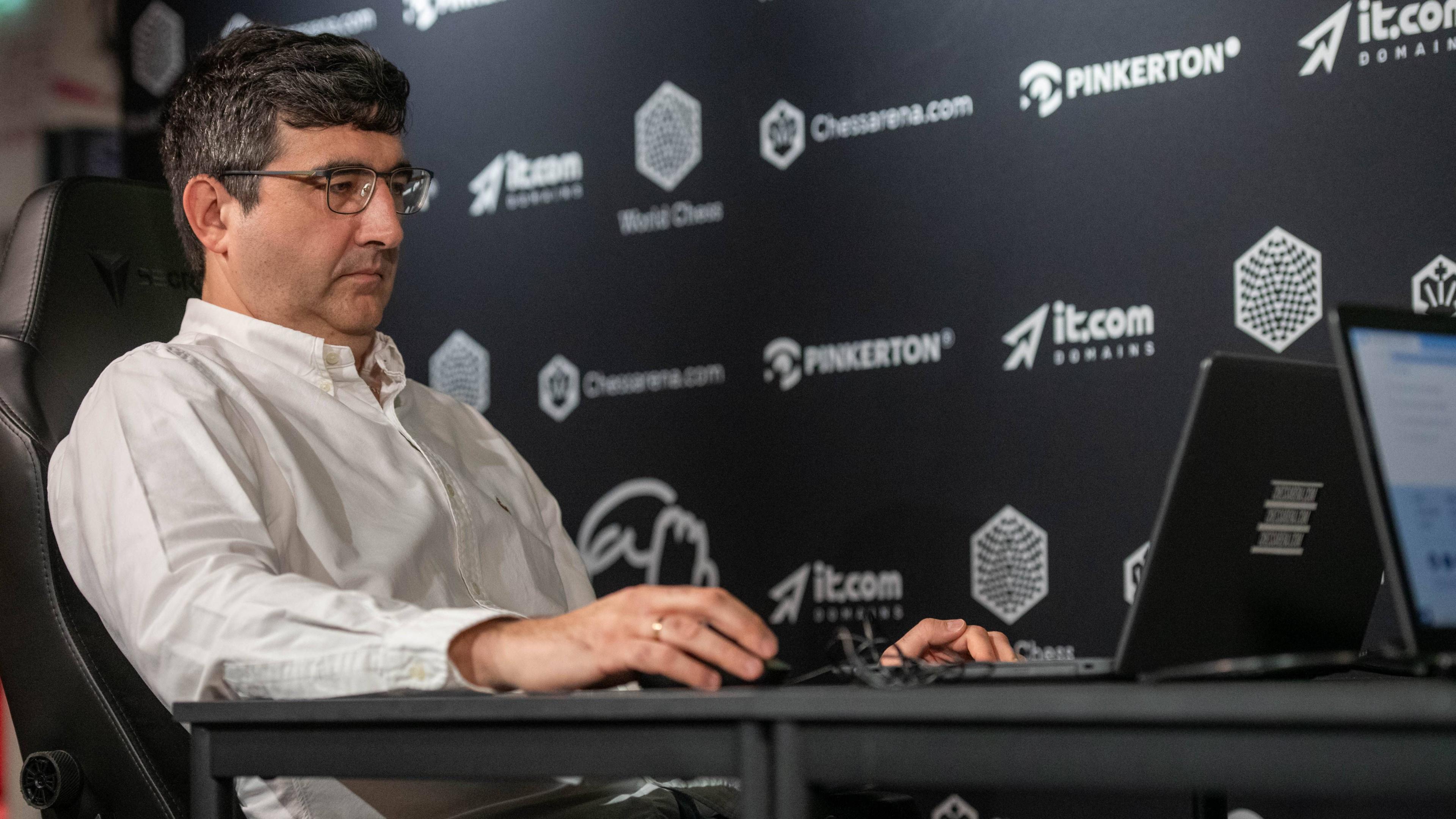 FIDE bans former world champion Vladimir Kramnik for a year over cheating accusations