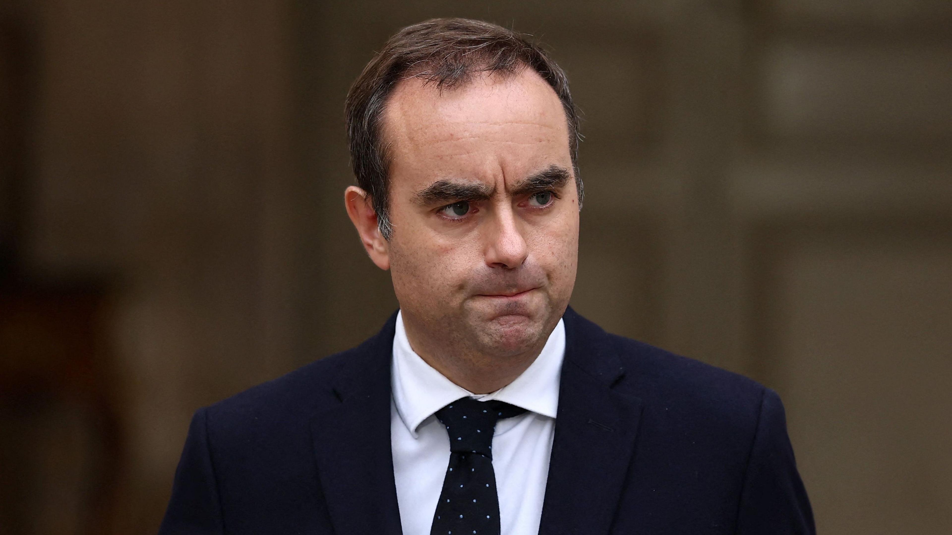 French PM Urges Calm as 164 Protesters Arrested Amid Escalating School Blockades
