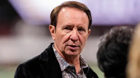 Jeff Landry's Diplomatic Challenge in Greenland: A Path to Friendship or Controversy?
