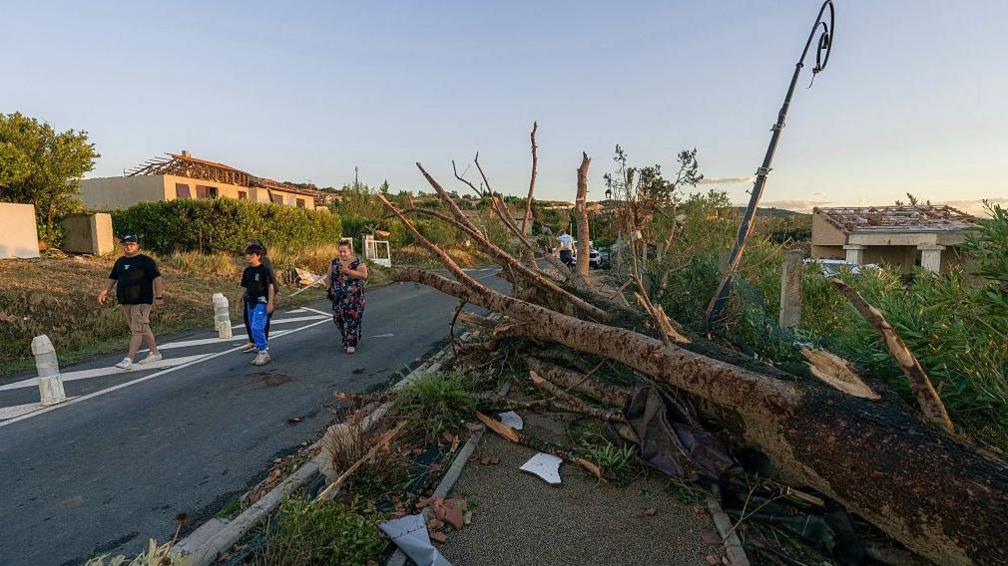 Tornado Strikes Pomas, 39 Injured, Hundreds of Homes Destroyed