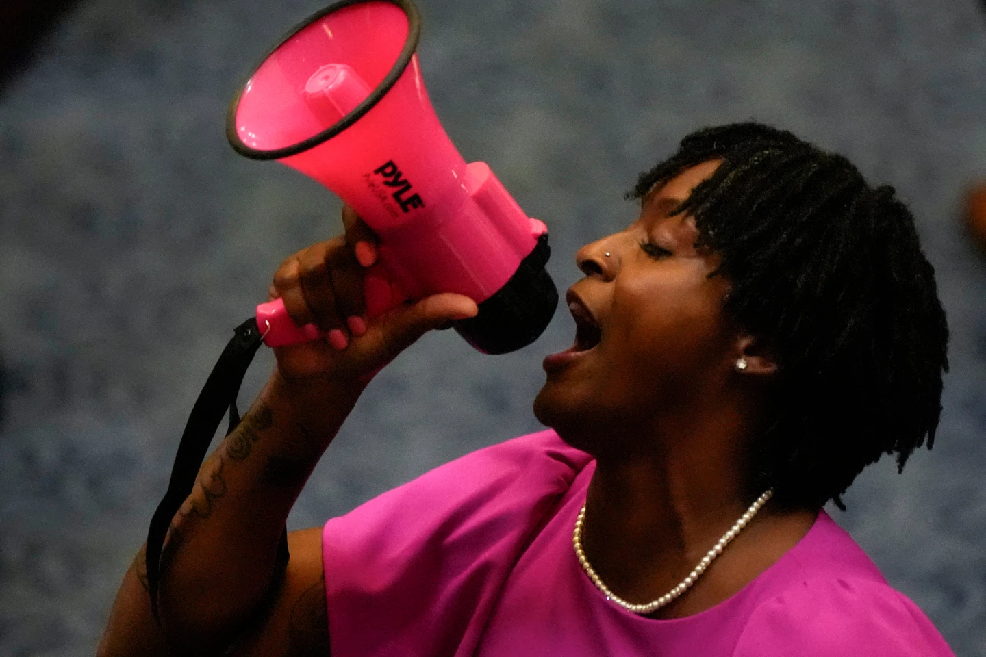 Florida's New Congressional Districts Face Legal Challenge Amid Redistricting Debates